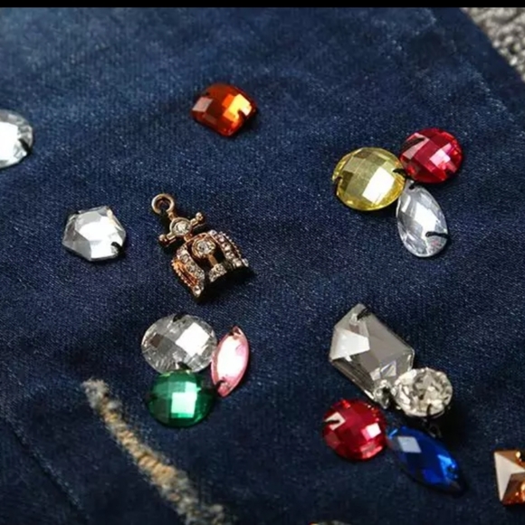 Jeans - Picture 2 of 3